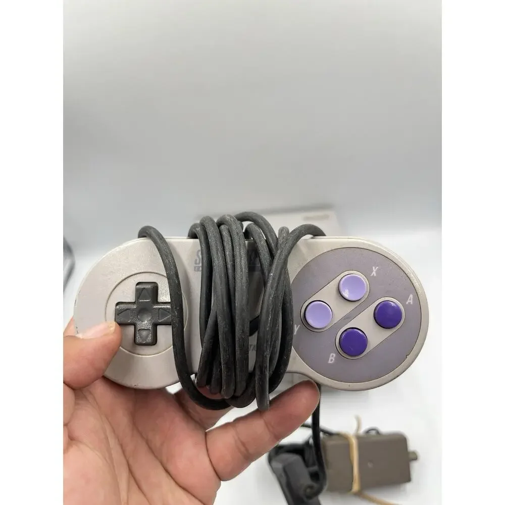 Super Nintendo Entertainment System SNES Console SNS-001 w/ Controller & Cords